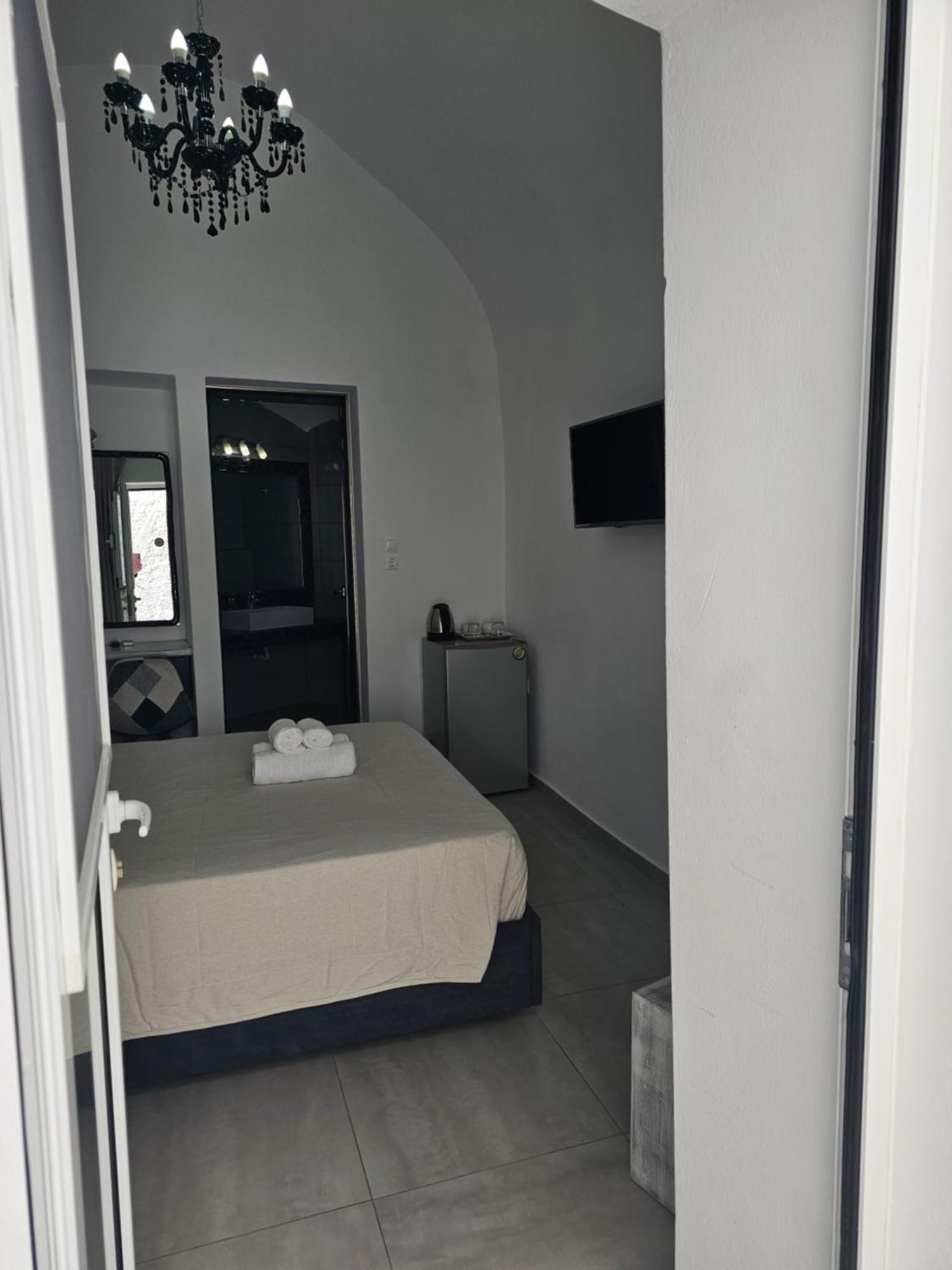 Unique Leta Apartment Fira  Ngoại thất bức ảnh