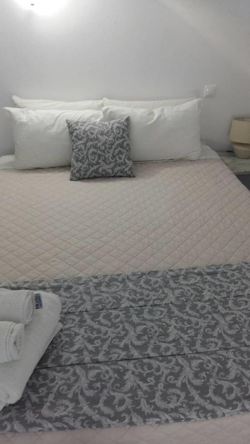 Unique Leta Apartment Fira  Ngoại thất bức ảnh